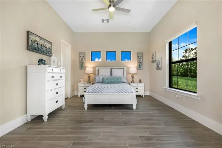 Bedroom with ceiling fan