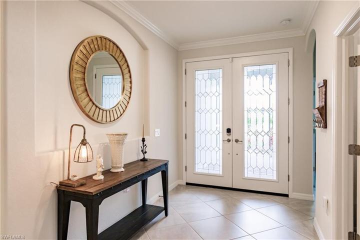 FOYER