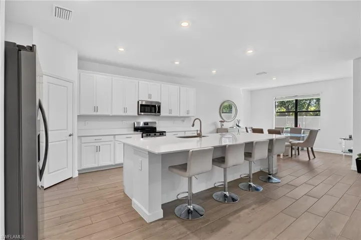 10646 Timber Creek Dr, Fort Myers, Florida 33913