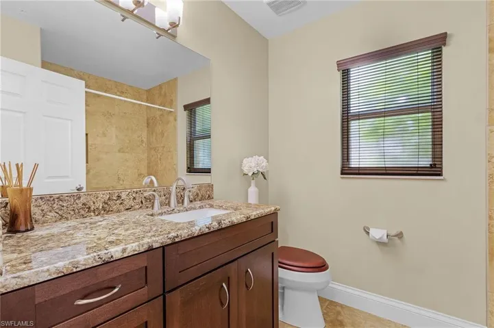128  Plantation  CIR, Naples, FL 34104