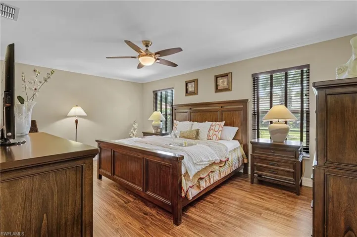 128  Plantation  CIR, Naples, FL 34104