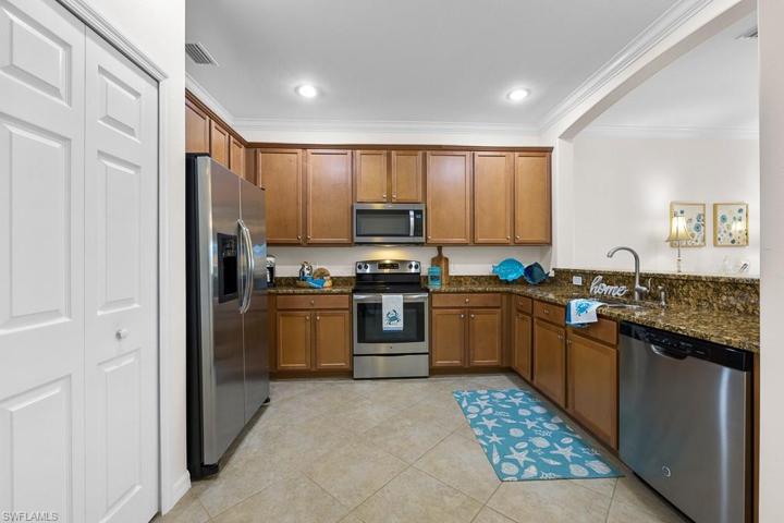 14504 Grapevine DR, NAPLES FL 34114