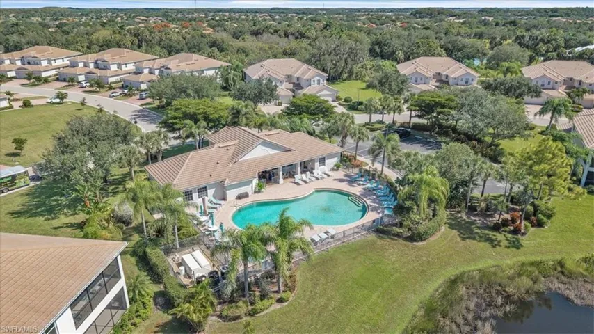 Aerial perspective of Pebblebrook amenities