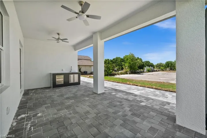 3631  68th NE AVE, Naples, FL 34120