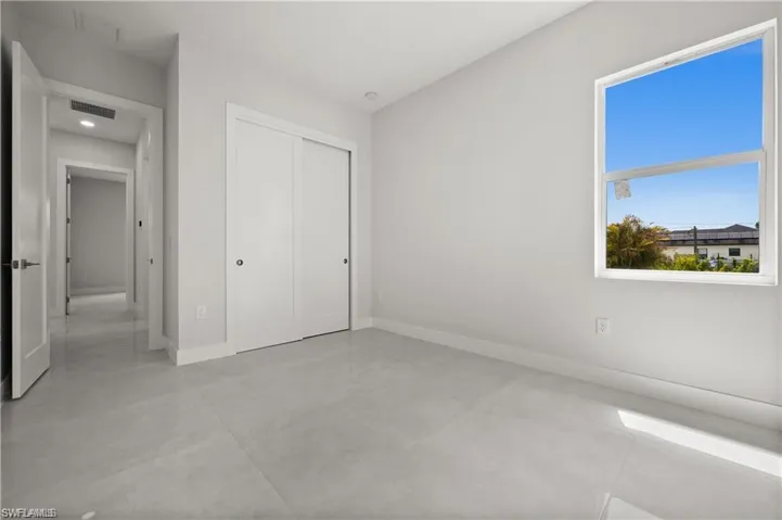 3631  68th NE AVE, Naples, FL 34120