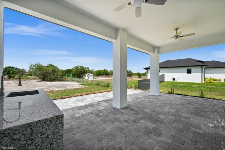 3631  68th NE AVE, Naples, FL 34120