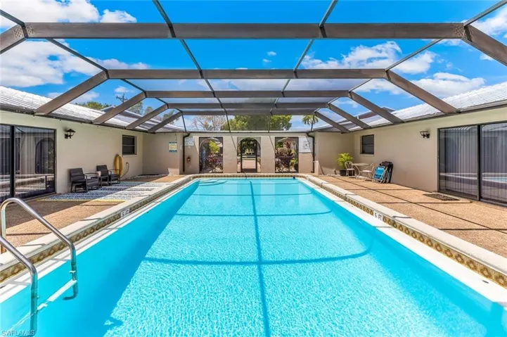 Pool and new screened lanai.
