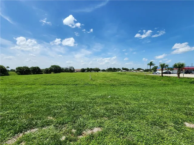 U S Hwy 27 + 10th St, Moore Haven, Florida 33471