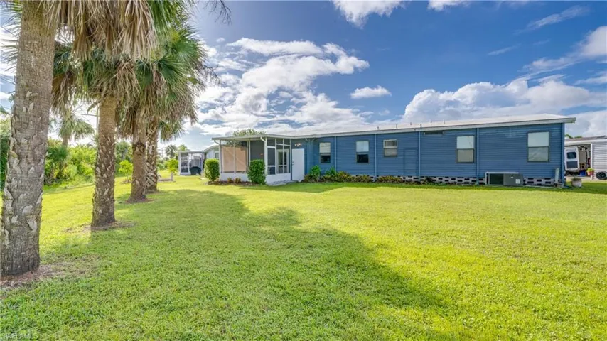 So Much Room | An Oversized Corner Lot