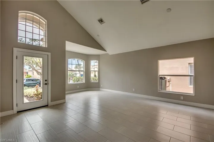 8700  Banyan Bay  BLVD, Fort Myers, FL 33908