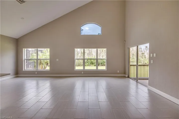 8700  Banyan Bay  BLVD, Fort Myers, FL 33908