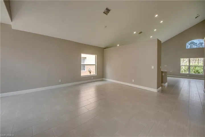 8700  Banyan Bay  BLVD, Fort Myers, FL 33908