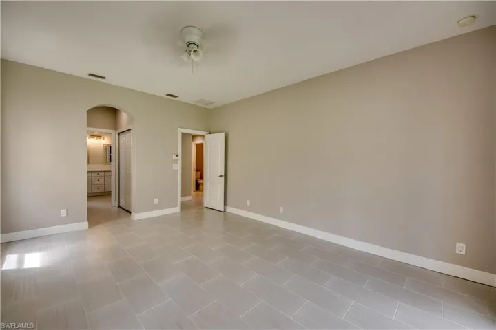 8700  Banyan Bay  BLVD, Fort Myers, FL 33908