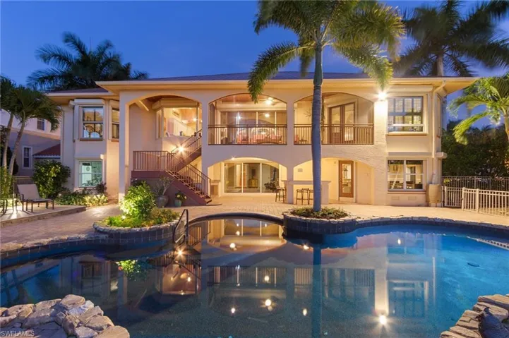 18160 Old Pelican Bay Dr, Fort Myers Beach, Florida 33931