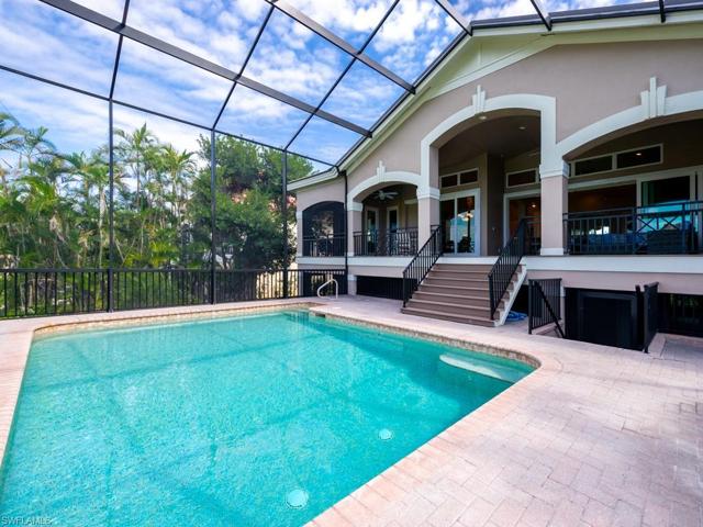 Back Exterior/Pool