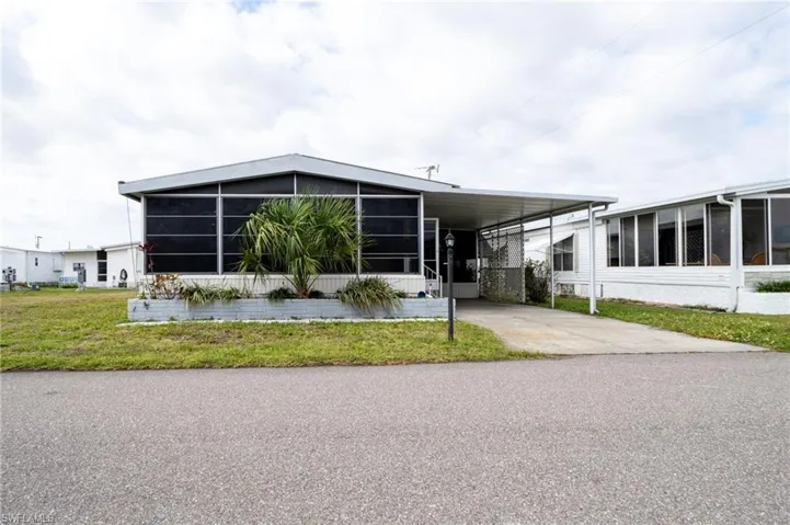 5502  Ben Franklin  LN, North Fort Myers, FL 33917