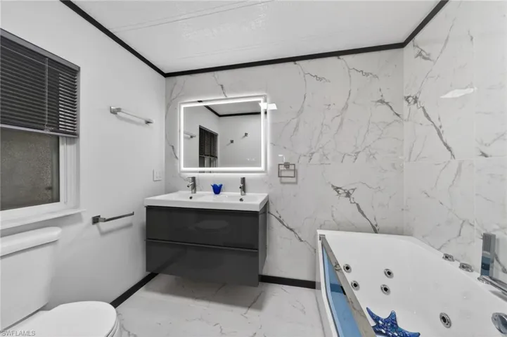 5502  Ben Franklin  LN, North Fort Myers, FL 33917