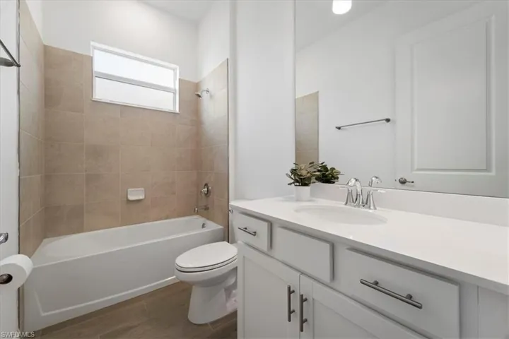 2nd Full Bathroom