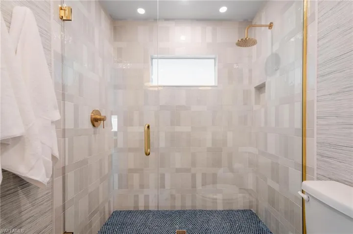 Master suite walk in shower beautiful tile