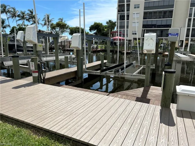 Walkway Dock 10