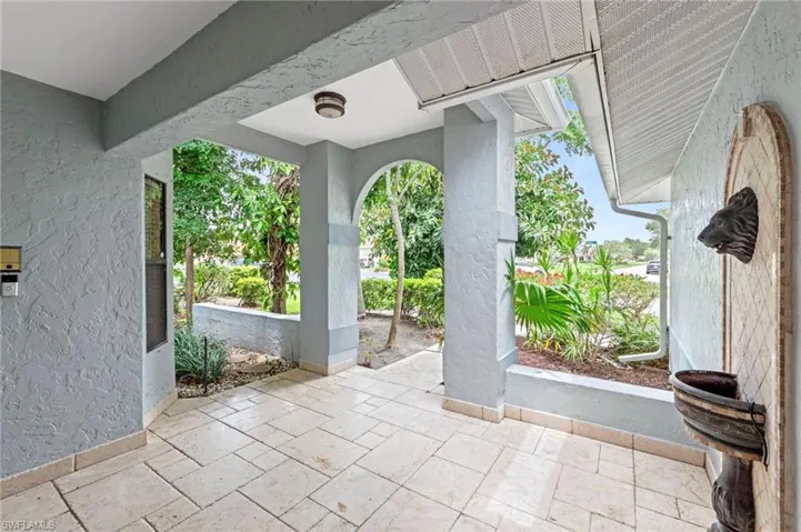 10811 Breaker Ln, Naples, Florida 34109