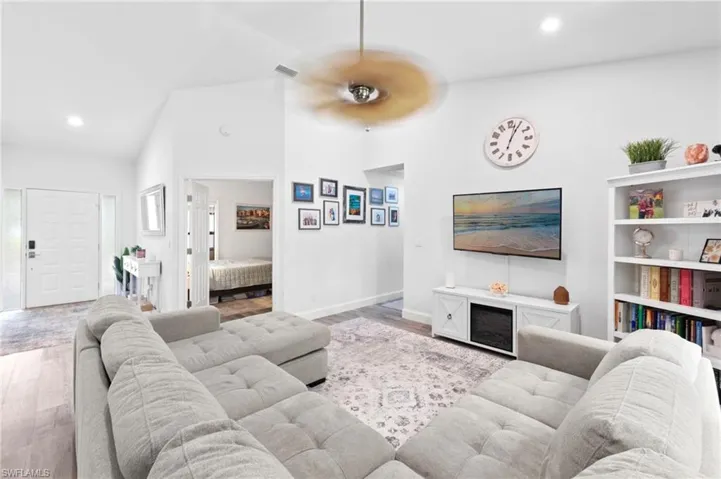 10811 Breaker Ln, Naples, Florida 34109