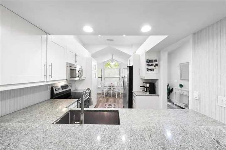 10811 Breaker Ln, Naples, Florida 34109