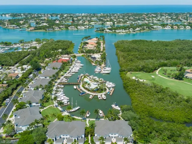 1777  Gulfstar S DR, Naples, FL 34112