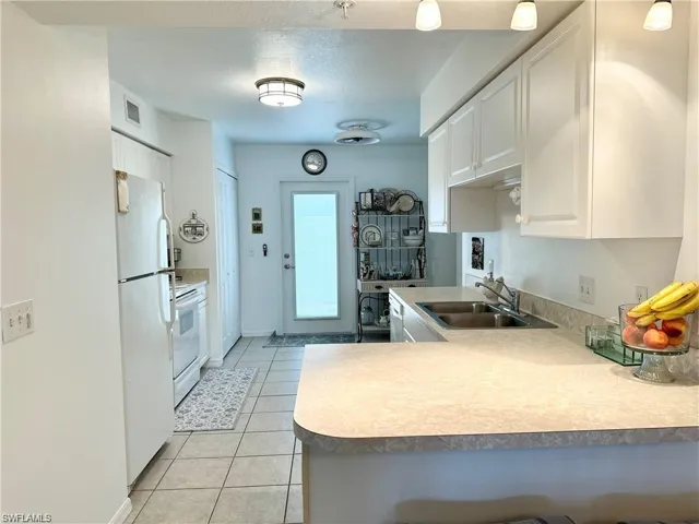 25762 Lake Amelia Way 105, Bonita Springs, Florida 34135