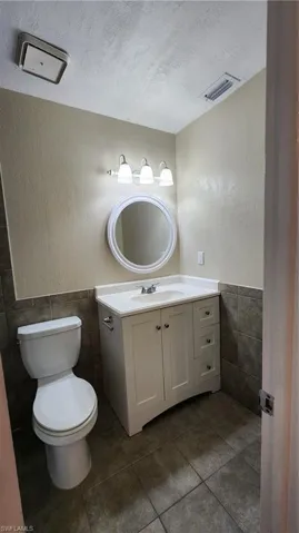 3277 Royal Canadian Trce 3, Fort Myers, Florida 33907