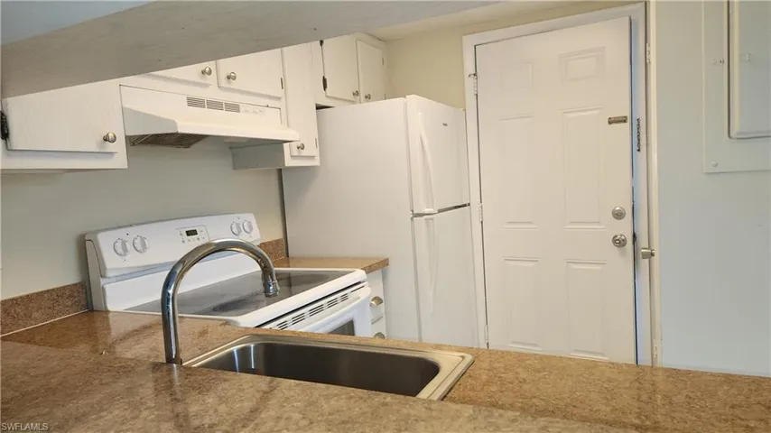 3277 Royal Canadian Trce 3, Fort Myers, Florida 33907