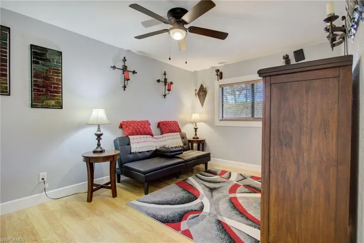 Bedroom/Den