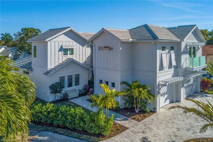5130  Alpha  CT, Naples, FL 34105
