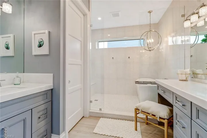 5130  Alpha  CT, Naples, FL 34105