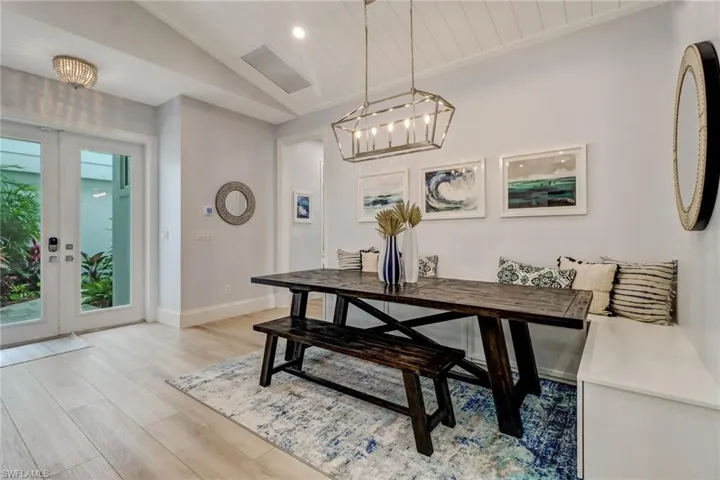 5130  Alpha  CT, Naples, FL 34105