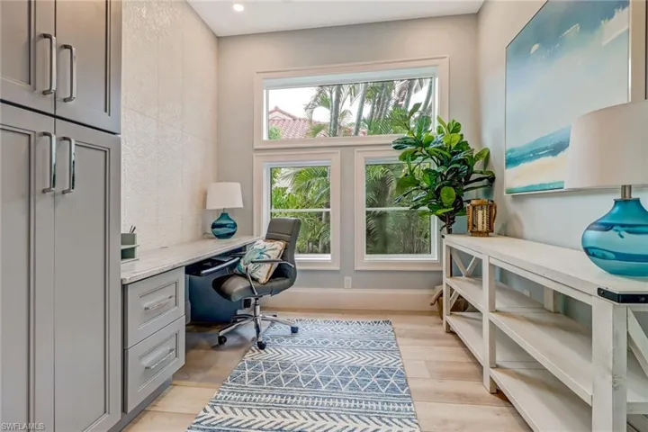 5130  Alpha  CT, Naples, FL 34105