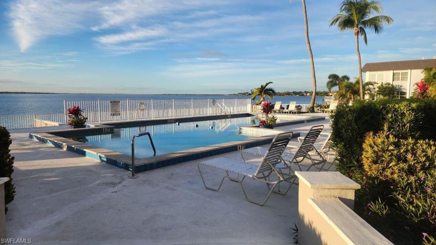 3350 N Key  DR, North Fort Myers, FL 33903