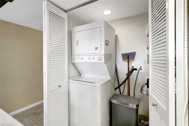 3350 N Key  DR, North Fort Myers, FL 33903
