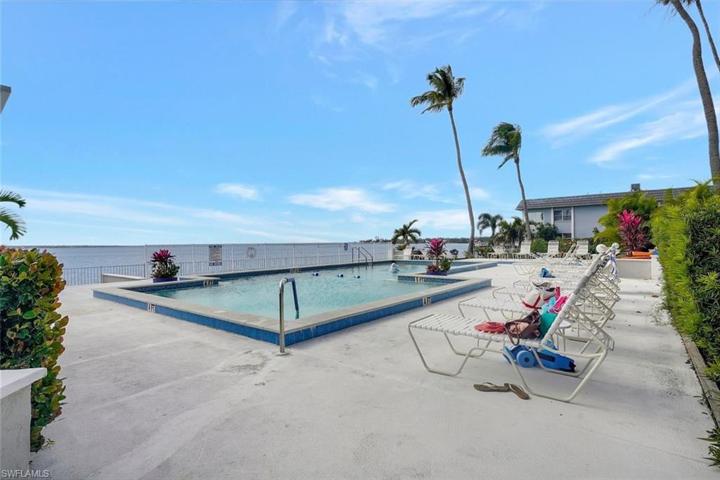 3350 N Key  DR, North Fort Myers, FL 33903