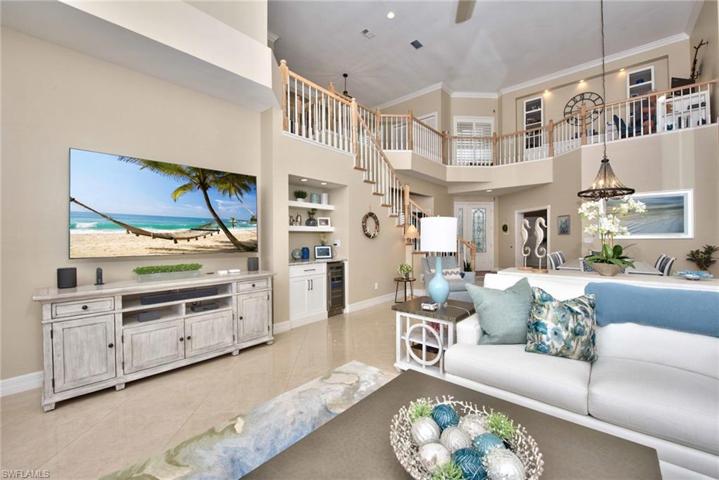 Great Room/Bar