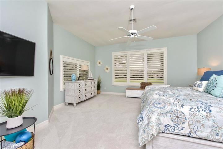 Guest Bedroom (Upper 3)