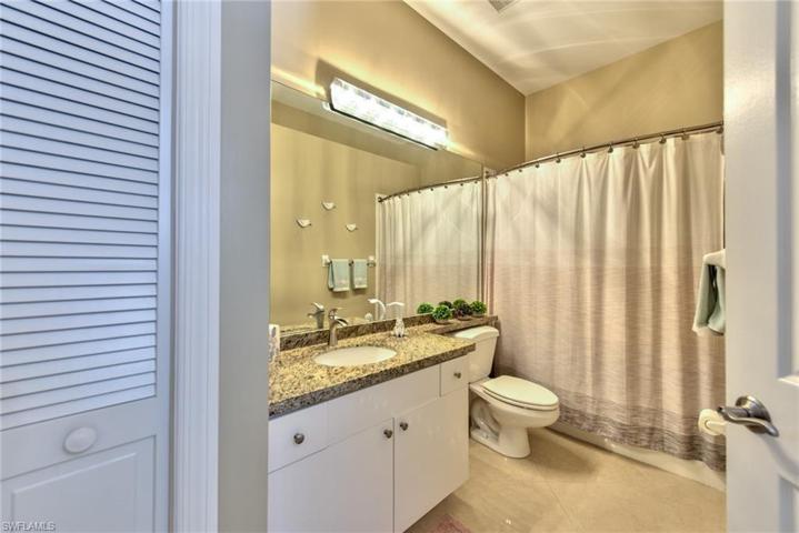 Guest Bath (Lower)