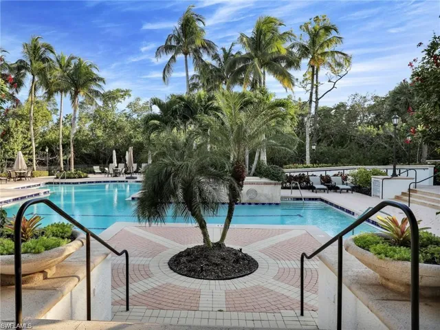 Community pool
