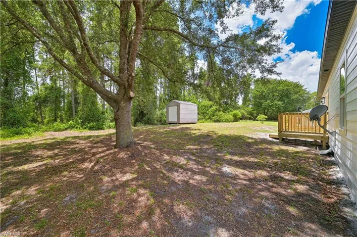 1076/1078 Ainsworth St E, Lehigh Acres, Florida 33974