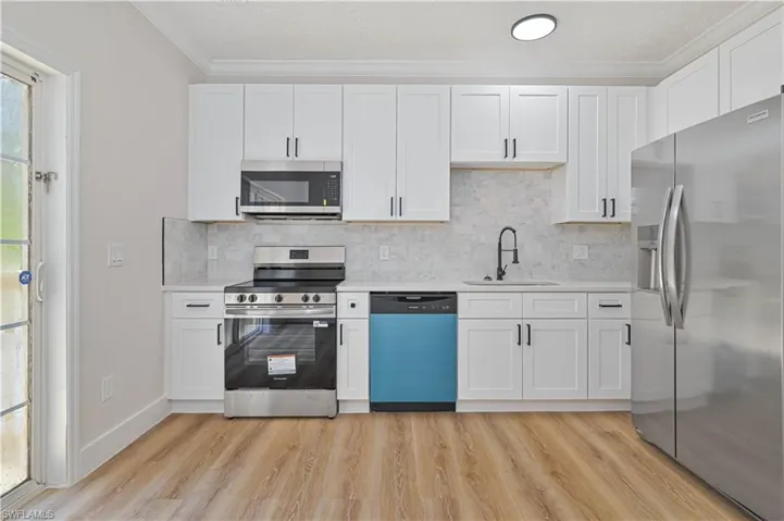 1076/1078 Ainsworth St E, Lehigh Acres, Florida 33974