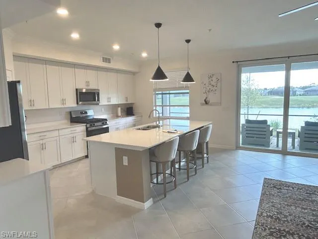You'll love this Chef's kitchen with room for a few cooks!