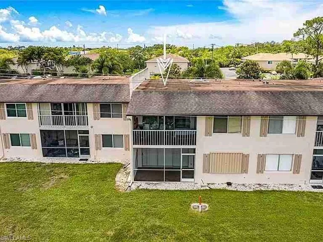 149  Palm  DR, Naples, FL 34112
