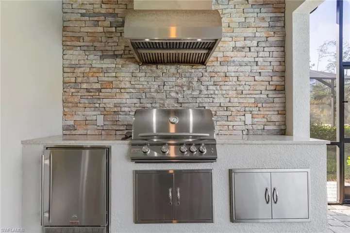 Outdoor kitchen
