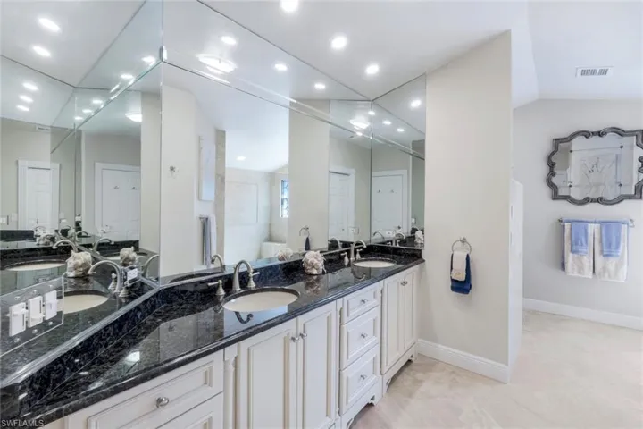 Upstairs Bathroom