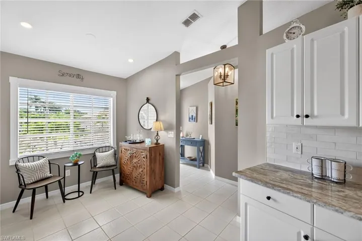 9009  Michael  CIR, Naples, FL 34113